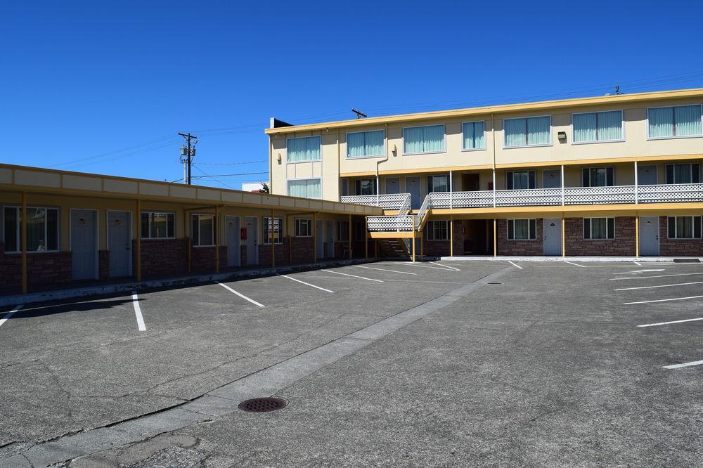 Flagstone Motel Port Angeles Zewnętrze zdjęcie