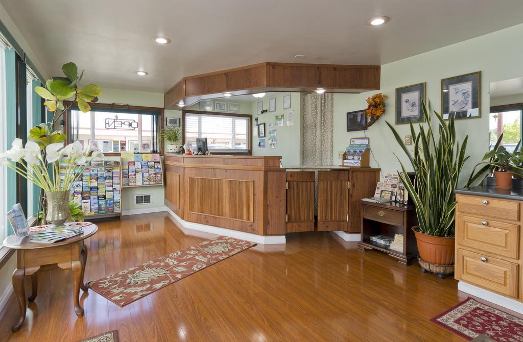 Flagstone Motel Port Angeles Zewnętrze zdjęcie